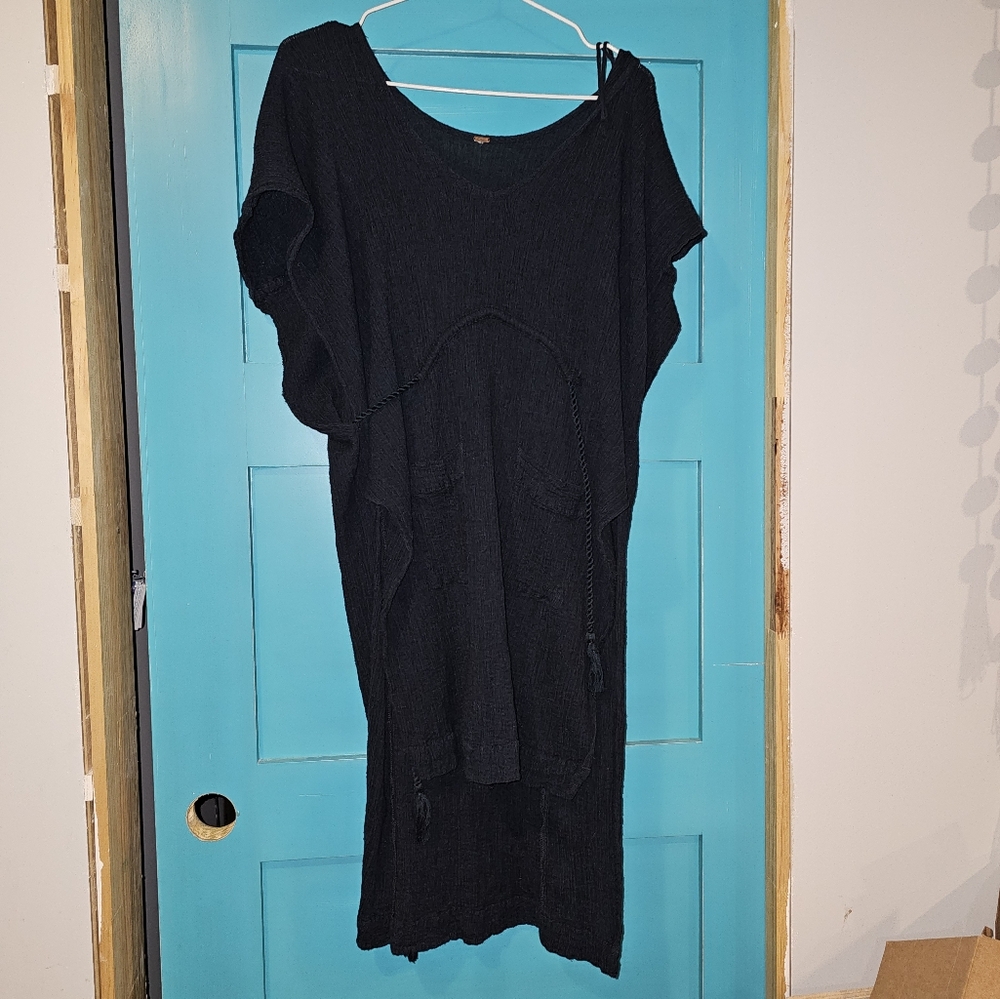 Free People Beach Cover Up.  No Tag about a Small.